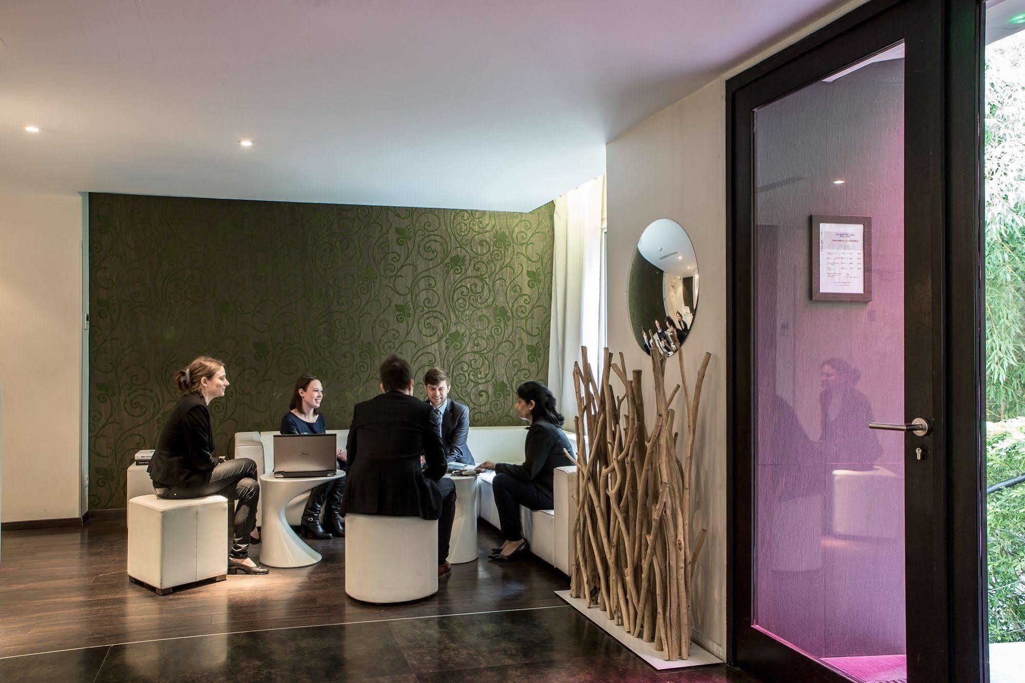 Hotel Le Quartier Bercy-square Parijs
